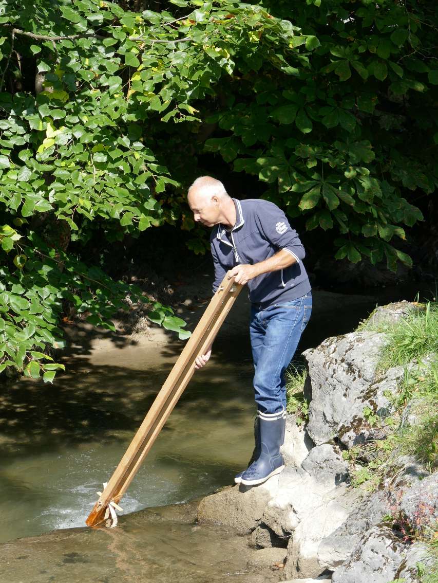 Medienanlass Perlenkette Emme